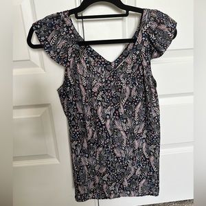 Loft floral flowy black and pink top with v neck and ruffle sleeve light weight